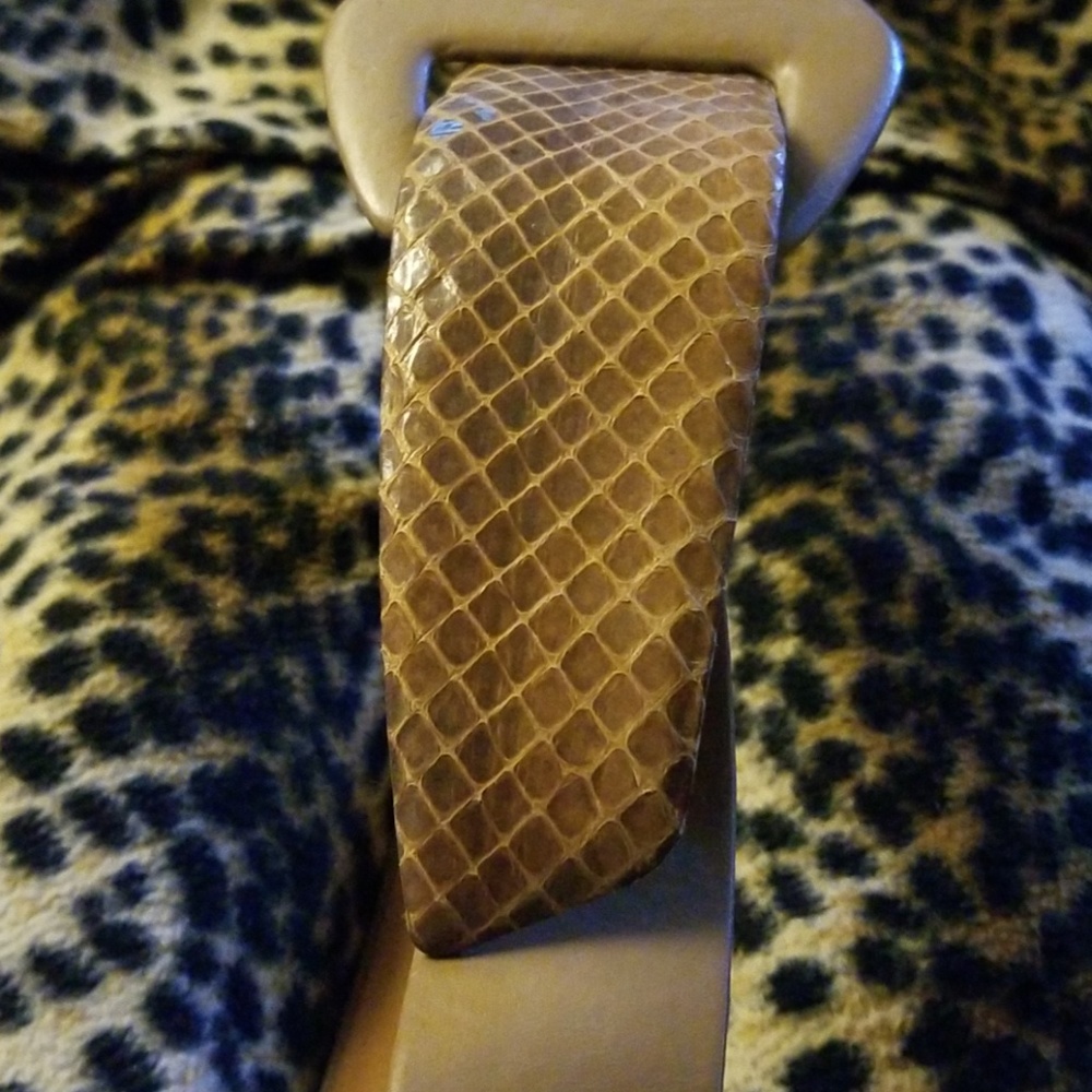Belt - Picture 2 of 4